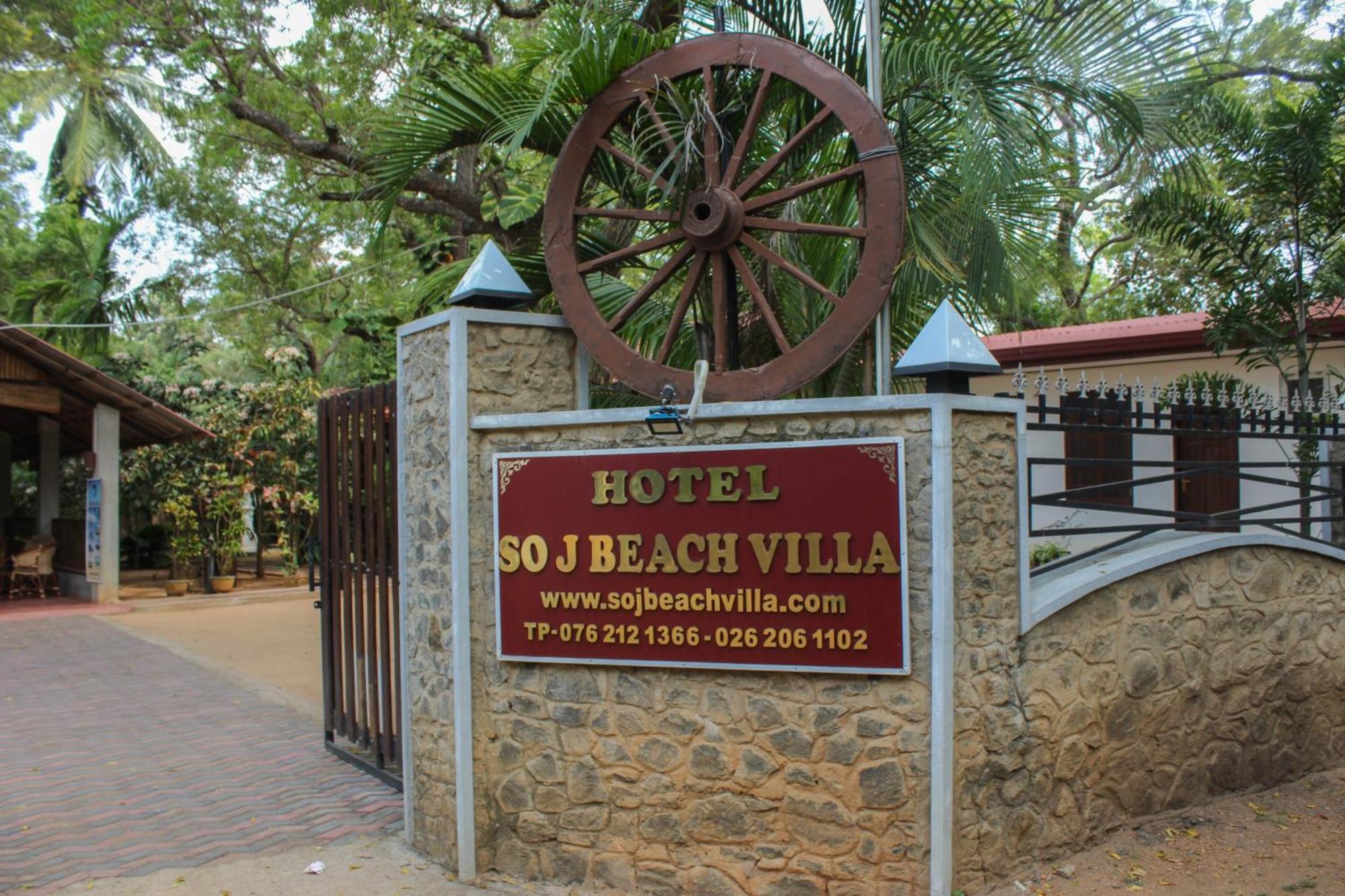 So-J Beach Villa Trincomalee Extérieur photo